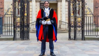 British Pakistani Jabbar Riaz becomes youngest mayor of Worcester British Pakistani Jabbar Riaz becomes youngest mayor of Worcester