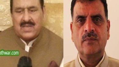 Gujar Khan; Raja Javed Ikhlas arrives at Zaman house to congratulate Ch M Riaz