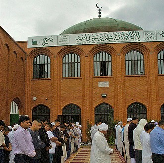 Khaleefa Morra Shareef Al Haj M Malak passed away in Luton Khaleefa Morra Shareef Al Haj M Malak passed away in Luton