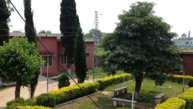 Chakswari, AJK; Corona vaccine not being carried out on regulations at rural health centre, Haji Munir Hussain Farnal