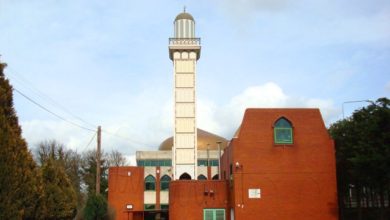 Slough, UK; Two seprate day Eid Ul adha announced