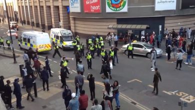 Seven people taken to hospital in massive street brawl in Luton,UK