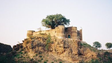 Gujar Khan; Armed gang snatch motorbike from motorcyclist near Sangni fort
