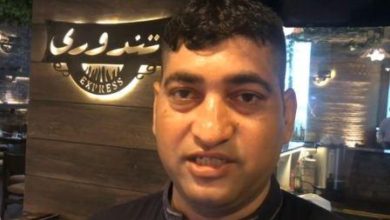 Stone lifter Ch Naeem at Giga Mall, Pindi