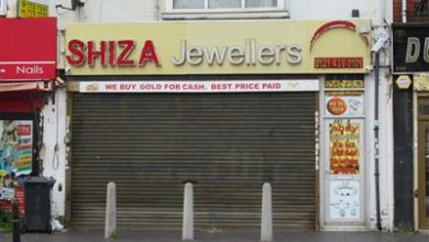 Birmingham; Jewellers involved in ‘£1m fake gold bracelet scam’ are jailed Birmingham; Jewellers involved in ‘£1m fake gold bracelet scam’ are jailed