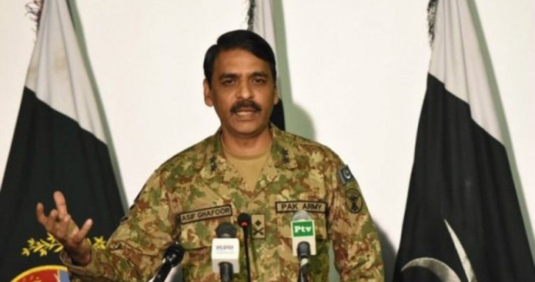 Kahuta; The whole nation is with brave Pak army, Residents of Kahuta Kahuta; The whole nation is with brave Pak army, Residents of Kahuta
