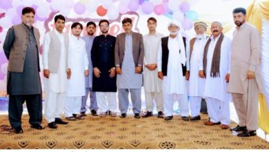 Islam purra jabber; farewell party held for Principal Waqar Butt at Jentary college
