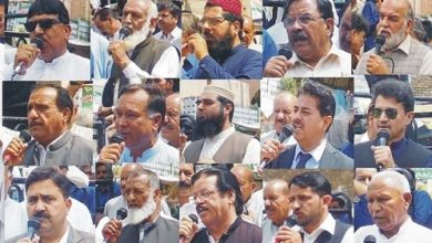 Kahuta; Political and religious parties join together to protest against plans to drop development projects by current administration