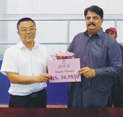 Kahuta; Karot Hydropower Project donate over 3 Lakh Rps to Primary girls school, Gorra