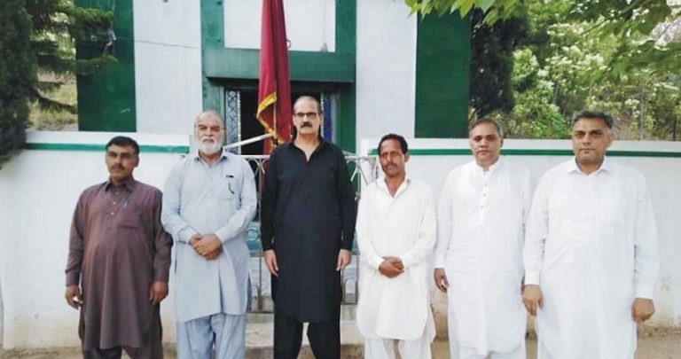 Kahuta; Amir Mahmood Kiyani along with PTI leaders visit Soon region of Kahuta
