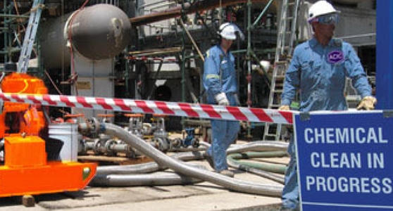 Gujar Khan; Health and safety fears as chemical released from Pindori oil fields in to Wadla Kass effecting cattle and wild life