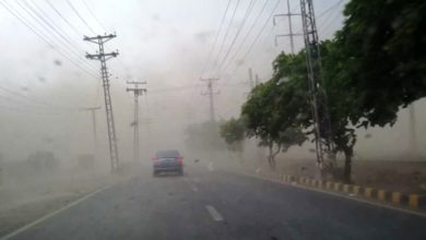 Kallar Syedan; Dust storm in Kallar Syedan region knocks out electricity feeders