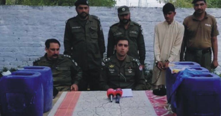 Kallar Syedan; Man arrested in Sir sooba shah running a alcohol factory