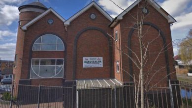 London; ‘Hammer attack’ man detained by worshippers at Southall masjid