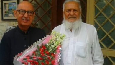 Daultala, Gujar Khan; Dr Annaiyat Ur Rehman of Jammat e Islamai Daultala meets with Irfan Siddique on his release
