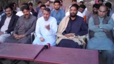 Kotli Sattian; Transposers reject strike call, as the transporters hold separate meeting