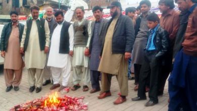 Kotli Sattian; Traders association hold protest at fake no 2 cigarette being sold in markets in Kotli Sattian region