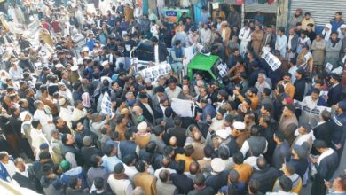 Kallar Syedan; Thousands protest against murder of ex Councillor Ch Waheed Anjum of Sahot in Kallar bazaar