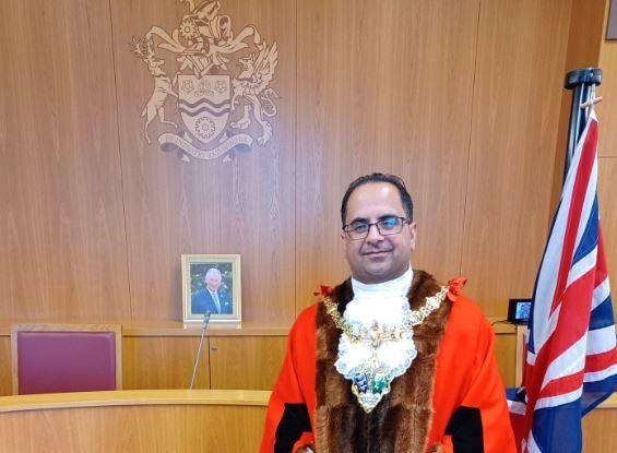 Chakswari, AJK: The question arises as to what the mayors who come from Britain do or have done. Mayor City Council Rotherham Ch Tajamal Khan