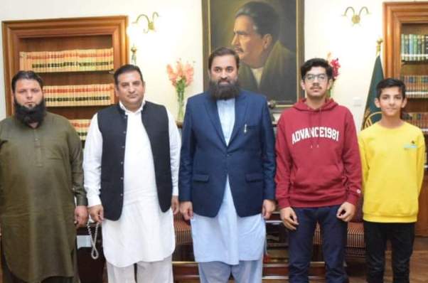 France / Kallar Syedan: Senior Vice President of PML-N France Sheikh Waseem Akram met with Punjab Governor