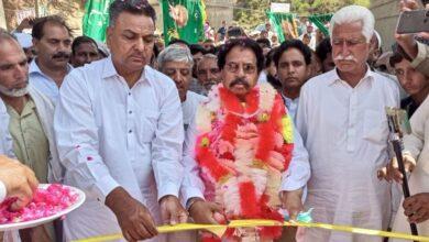 Kallar Syedan: Former Minister of Azad Kashmir Raja Naseer Ahmed inaugurated the 700-feet-long Salgran Suspension Bridge on the Jhelum River