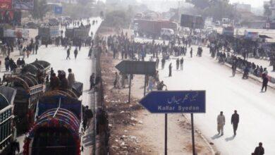 Kallar Syedan; “PTI Workers Stage Protest Following Imran Khan’s Arrest, GT Road Blocked”