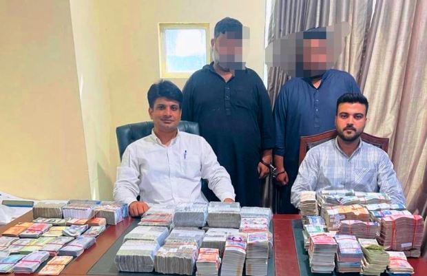 Gujar Khan: Currency worth crores of rupees recovered from illegal money changer by FIA