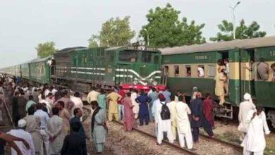 Rawat; The engine of the country’s high-speed train Green Line Express from Karachi to Islamabad derailed