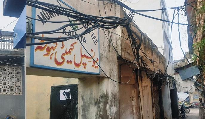 Kahuta: Public concern over several incidents of hanging bare electric wires
