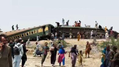 Rawat; Fatal accident on Hazara express to Rawalpindi, 35 dead