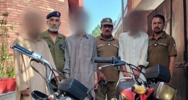 Rawat: The leader of the gang involved in the incidents of street crime arrested along with 02 accomplices