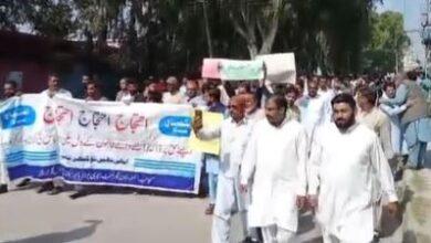 Rawat: PML-N negotiated and forced the striking employees and teachers to end the strike on arrival of Nawaz Sharif jalsa.