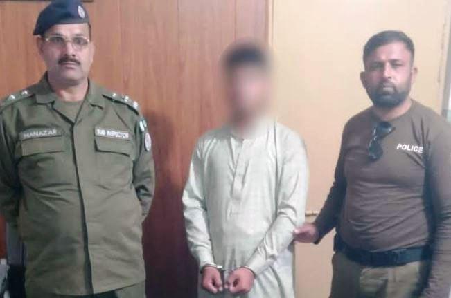 Gujar Khan: Firing in front of Gujar Khan police station, One killed in a honor killing incident