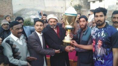 Kahuta: Raja Tariq Azim candidate for NA51, Lala Ayub, Atiq Janjua special guest in the volleyball match.