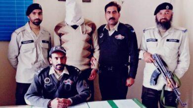 Kallar Syedan: Wanted criminal arrested using modern technical means and locked up in Kallar Syedan police station.