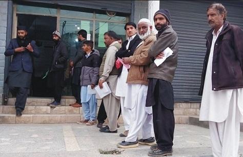 Kahuta: Public suffer as Kahuta passport official arrive late for work daily
