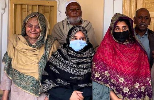 Gujar Khan: Police along with plain cloths officials abuse family in Chakrali Badhal