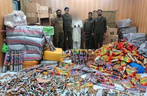 Gujar Khan: Important operation of Gujar Khan police, the accused, Fire works smuggler is arrested