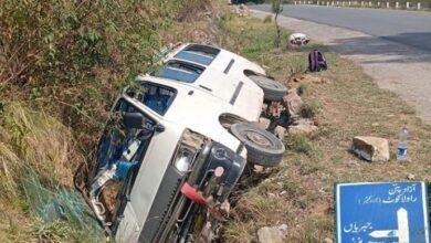 Kahuta: Two injured as passenger van overturns in Kahuta
