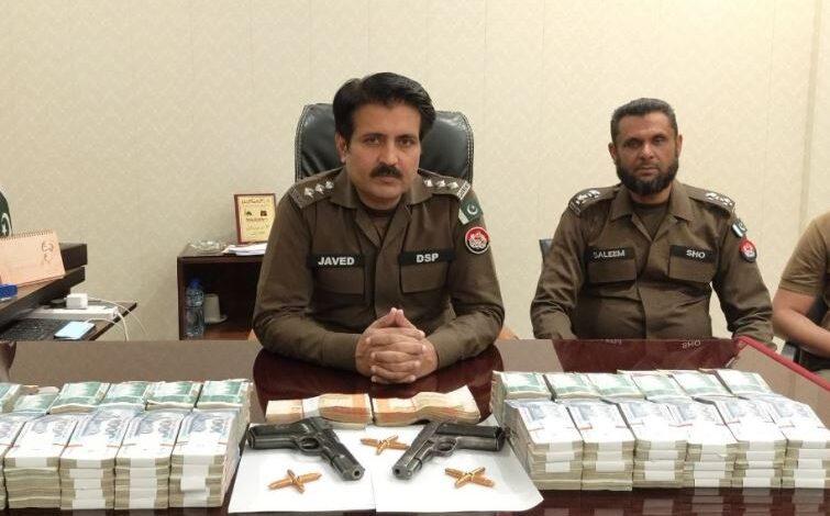 Rawat: Major success of Cantt police, 05-member dacoit gang involved in robbery and murder arrested