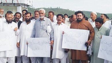 Kahuta: Protest Rally on Kahuta Tourism Highway Against Supreme Court Decision