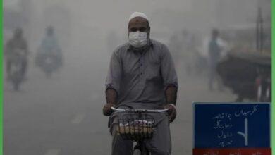 Kallar Syedan: Dense Smog from Lahore Blankets Kallar Syedan, Raising Health and Safety Concerns