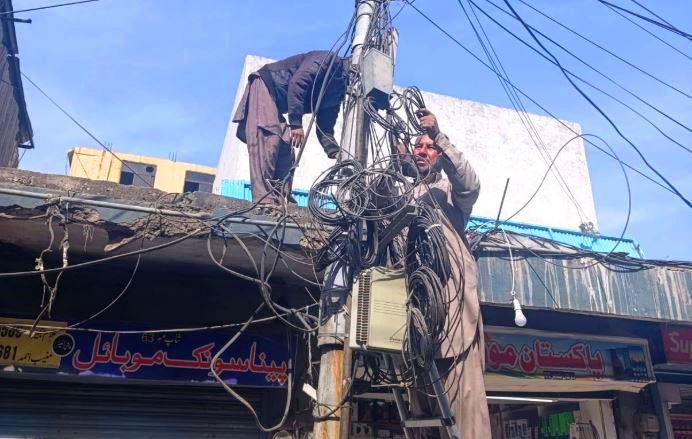 Gujar Khan: Central Traders Association Takes a Commendable Step – Grand Operation Against Hanging Wires in Markets