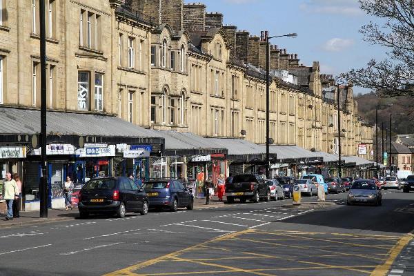 London; Mudassar Arshad Avoids Jail After Attacking Uncle Over Pigeon Breeding Dispute in Bradford
