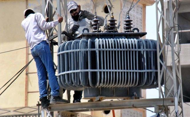 Kallar Syedan: Power Outage Amid 41°C Heatwave, Due to Feeder Installation Sparks Public Outrage Kallar Syedan: Power Outage Amid 41°C Heatwave, Due to Feeder Installation Sparks Public Outrage