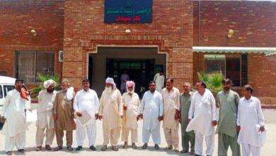 Kallar Syedan: Protest Over Poor Road Construction and Illegal Encroachments in Sir Sooba Shah Kallar Syedan: Protest Over Poor Road Construction and Illegal Encroachments in Sir Sooba Shah