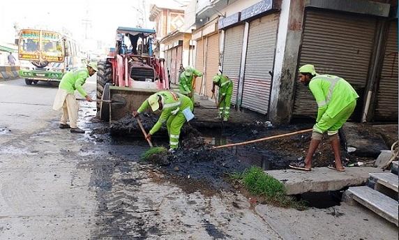 Kahuta: Sanitation Drive Underway in Kahuta: Public Praises Officials for Clean-Up Efforts