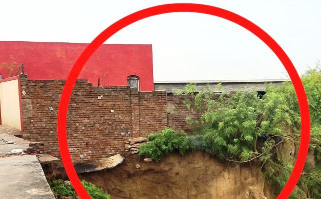 Gujar Khan: Landslide Threat Puts Hundreds of School girls at Risk in Narali