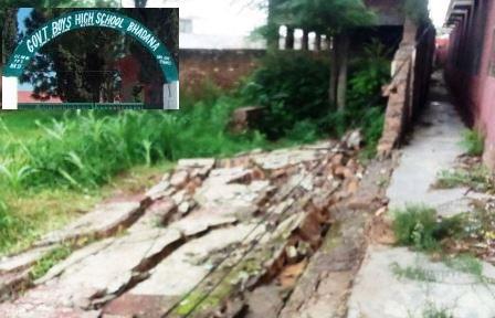 Gujar Khan: Boundary Wall of Government High School Bhaddana Collapses Due to Recent Rains
