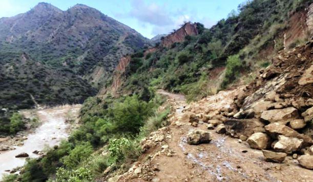 Kahuta: Landslide Blocks Narh Road, Assistant Commissioner Ayesha Zafar’s Quick Action Restores Traffic